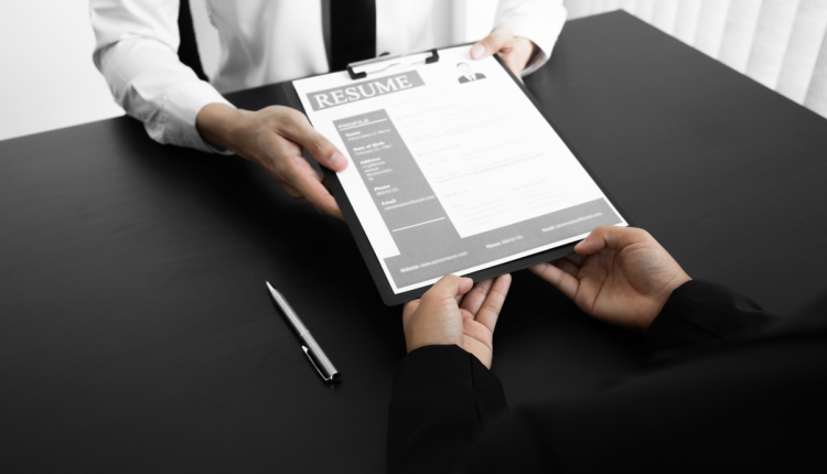 سيرة ذاتية لطالب جامعي