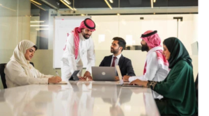 وظائف هيئة الحكومة الرقمية توفر فرص مميزةللرجال والنساء في التخصصات الإدارية والتقنية ببيئة عمل حديثة ورواتب تنافسية.